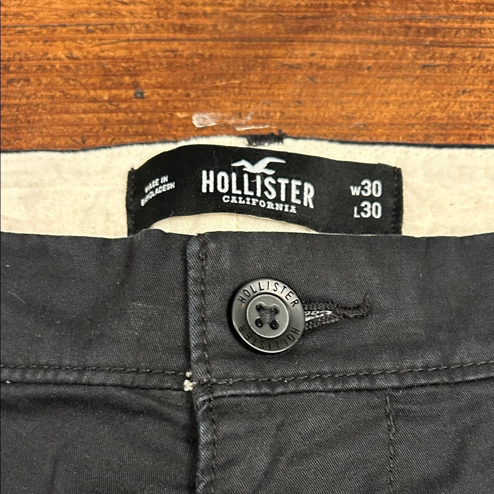 Hollister 30x30 Black Chinos